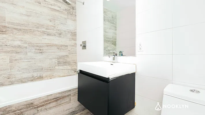 Rented by Nooklyn NYC LLC | media 17