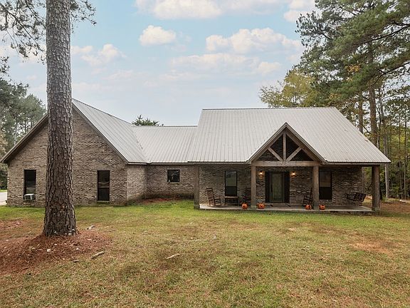 2nd image of 543 County Road 103