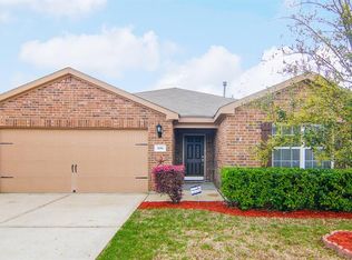 906 Amaryllis Rd, Baytown, TX 77521