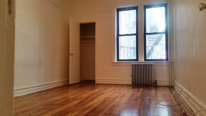 Rented by Lang Realty LLC | media 4