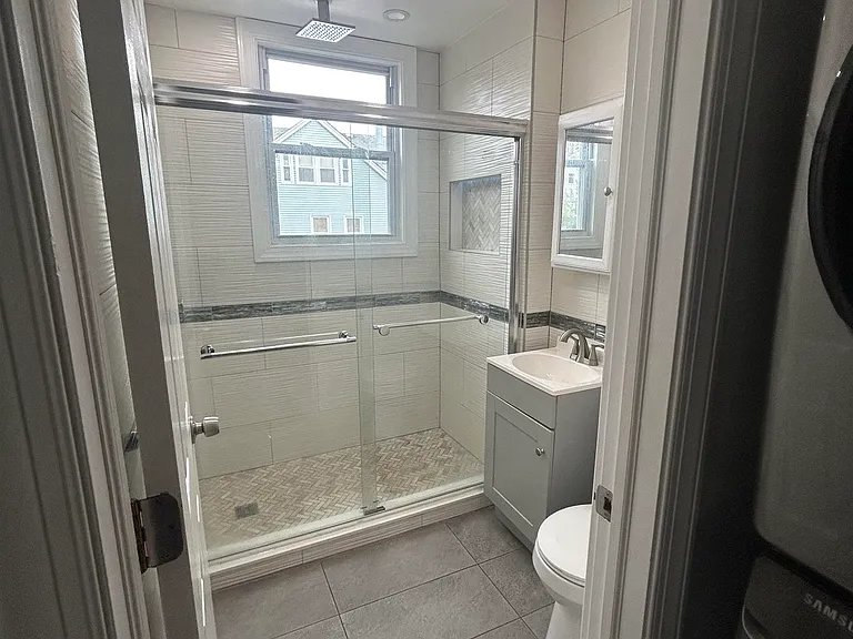 799 Kearny Ave — Photo 8