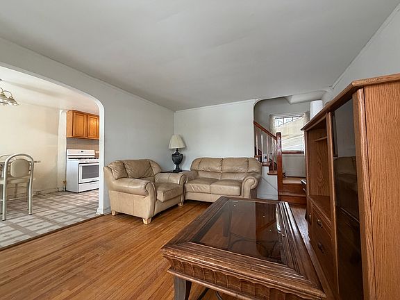 5th image of 9349 S Sacramento Ave