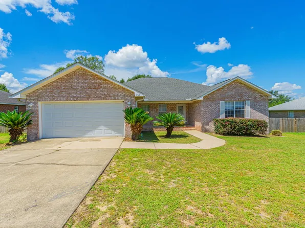 160 Conquest Ave, Crestview, FL 32536