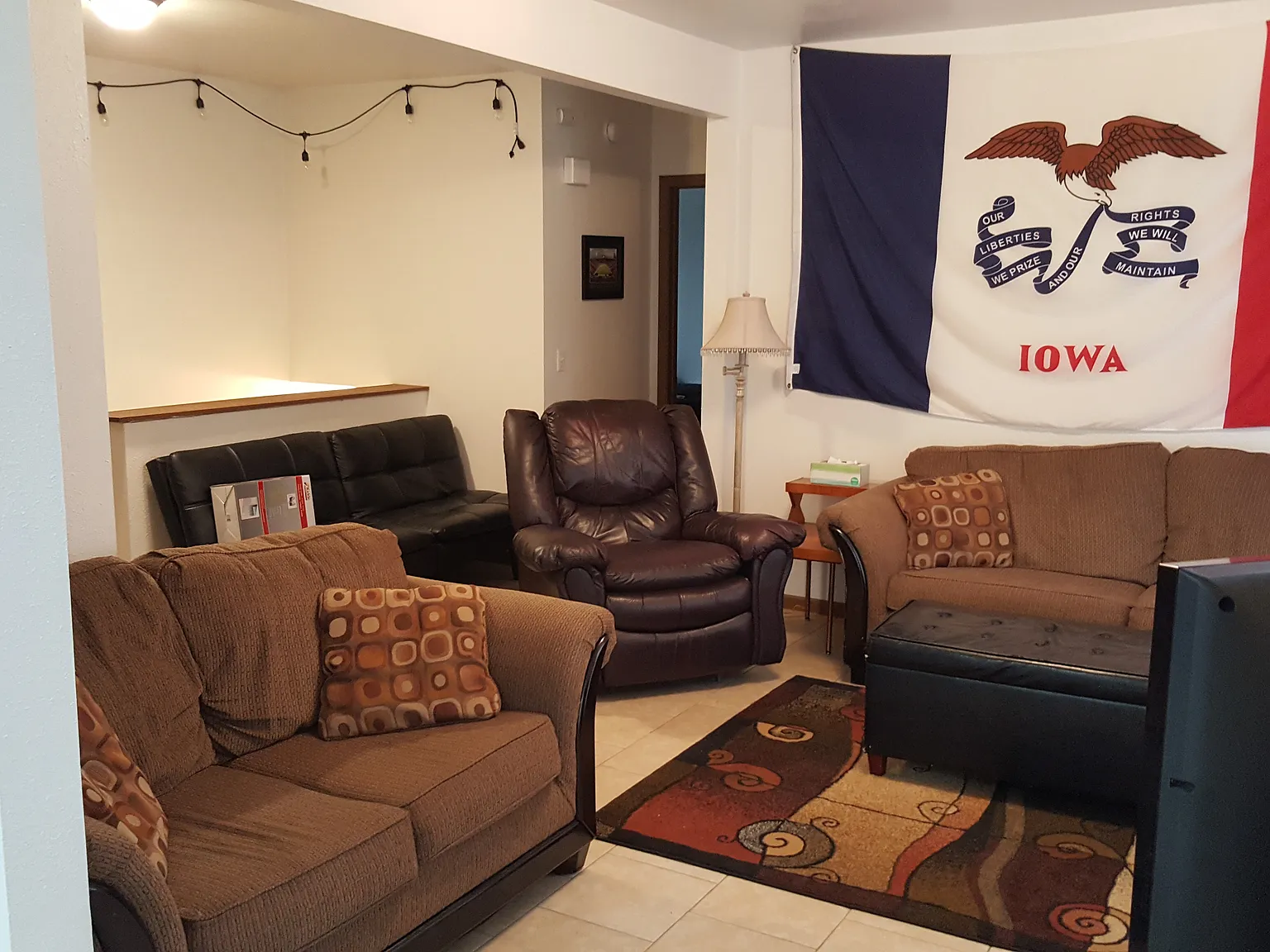 2 bed, 850 sqft, $1,000 — Photo 1