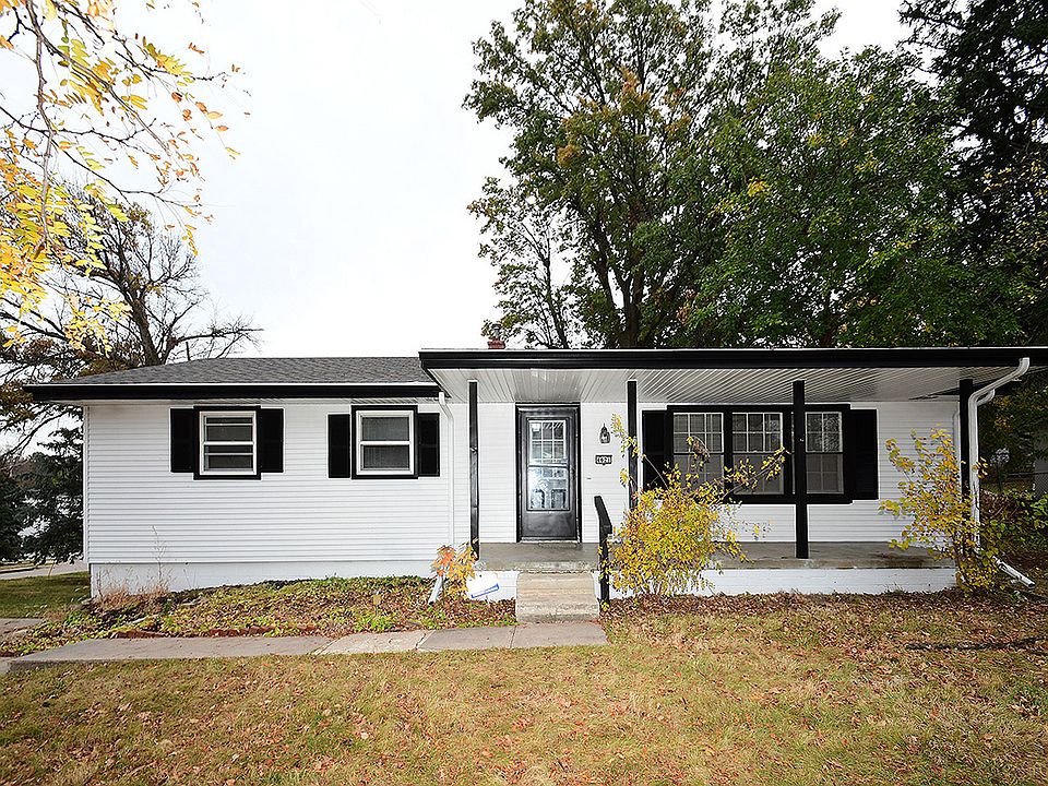 1st image of 4621 N 108th St