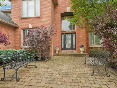 51251 Castle Mar Ct, Macomb, MI, 48042