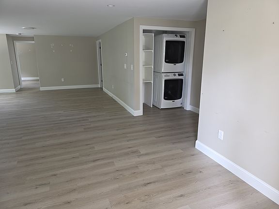 5th image of 174 Plaistow Rd #2