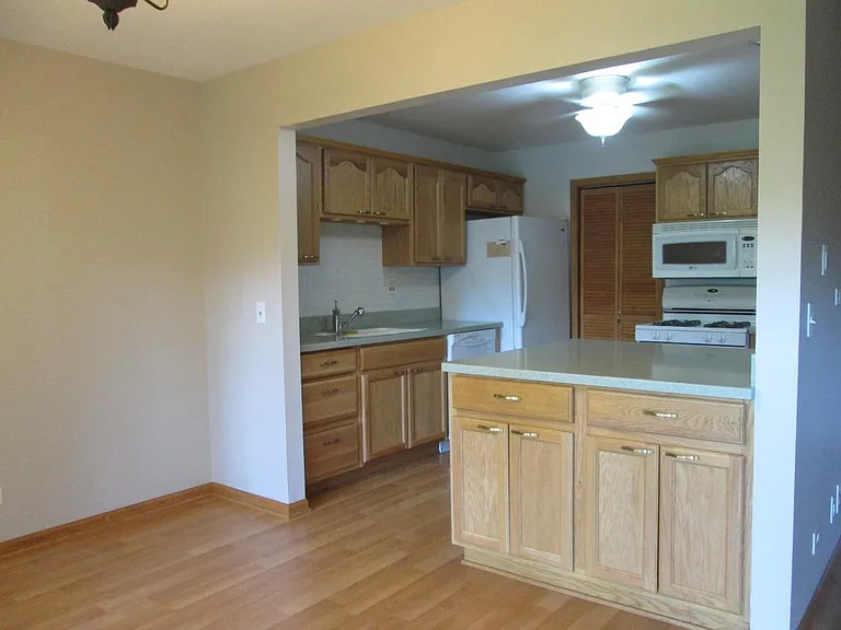 1106 Wildberry Ct #B1 — Photo 7