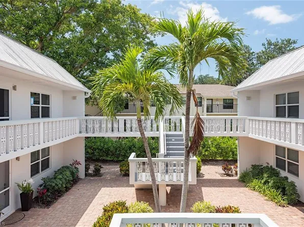 780 10th AVE S #23, NAPLES, FL 34102