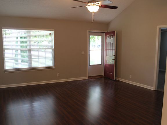 New laminate in LR & hall