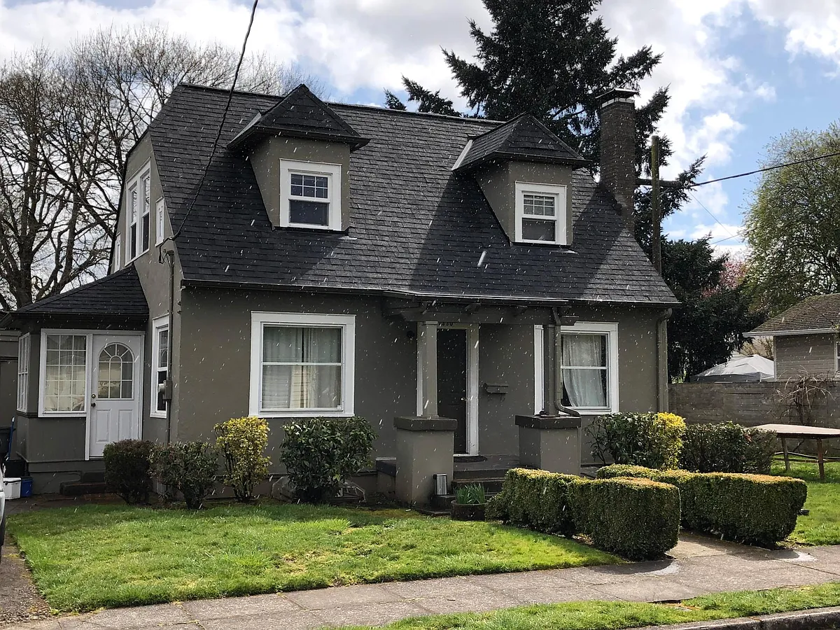 Building Photo - N Hodge Ave