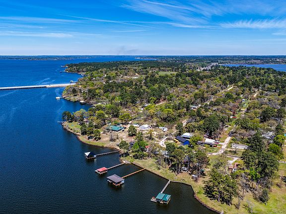 3rd image of 23363 Wateridge Loop