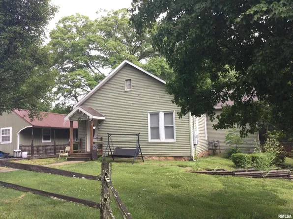 408 S Jefferson St, Cobden, IL 62920