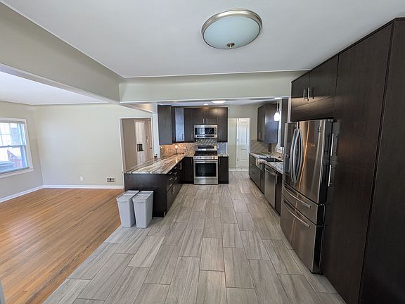 5th image of 3555 Grayton St