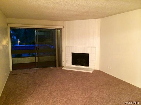 5th image of 5800 Owensmouth Ave APT 67