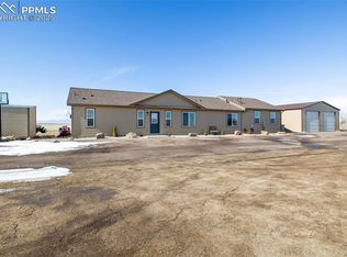 30135 Elway Point, Yoder, CO 80864