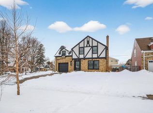 1885 Eleanor Ave, Saint Paul, MN 55116