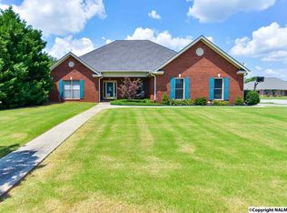 2502 Newport Dr SW, Decatur, AL 35603