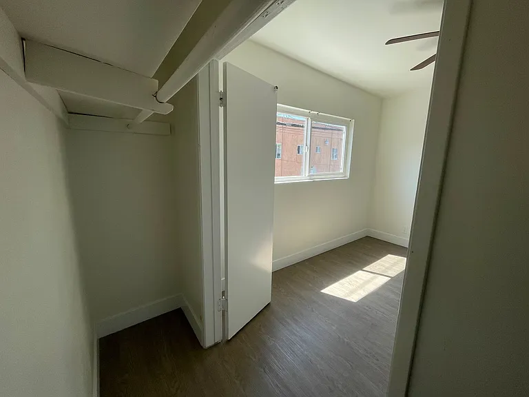 1101 Saint Louis Ave #7 — Photo 43
