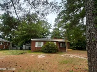 1300 Cotten Rd, Greenville, NC 27858