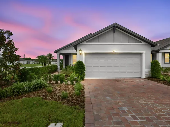 101 Pitching Wedge Dr, Daytona Beach, FL 32124