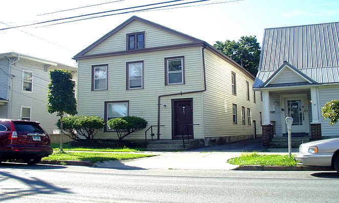 1st image of 115 W Buffalo St APT 4