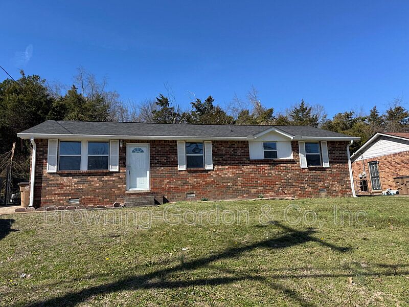 1st image of 544 Phipps Dr