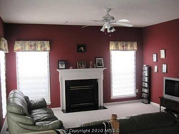 4th image of 9 Stratford Hall Ct