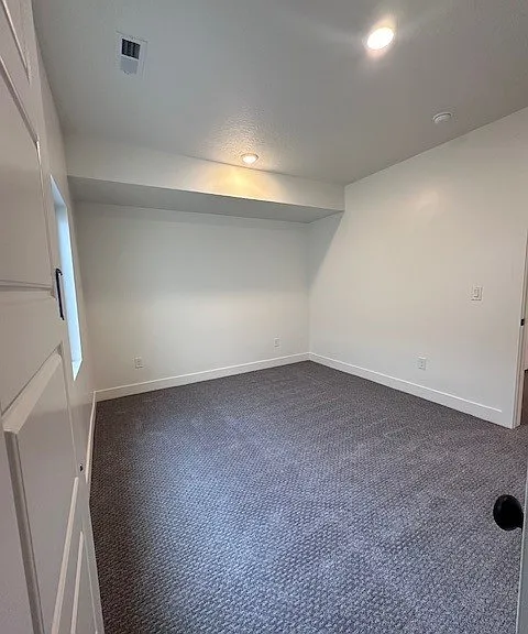 Fourth bedroom.