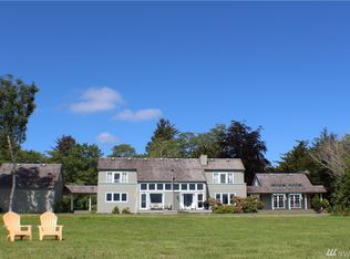 33806 Territory Rd, Oysterville, WA 98641