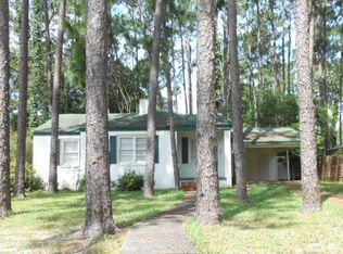 1405 Dean Dr, Waycross, GA 31501
