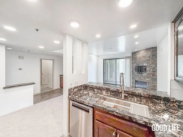 5875 Friars Rd #4410 — Photo 4