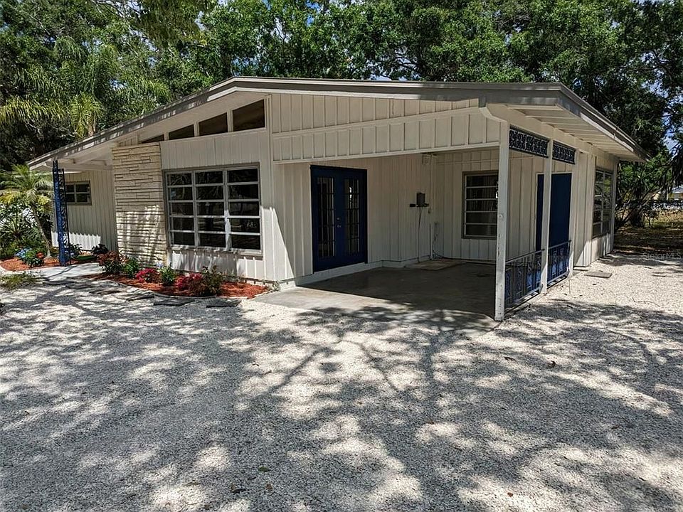 1st image of 820 Pompano Ave