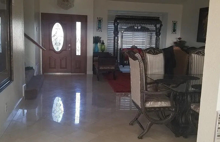 609 Radbury Pl — Photo 3