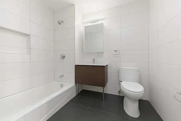 Rented by Keller Williams NYC | media 20