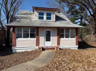11915 Old Halls Ferry Rd, Florissant, MO 63033