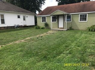 664 Mulvane St, Newcomerstown, OH 43832