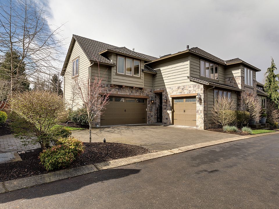 3 Car Attached Garage