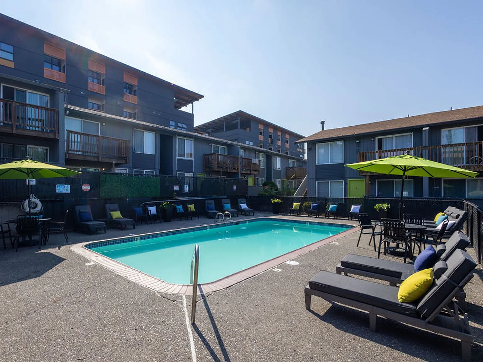 Moreland Place Apartments — Photo 4