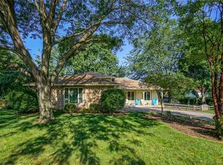 215 Heady Ln, Fishers, IN 46038