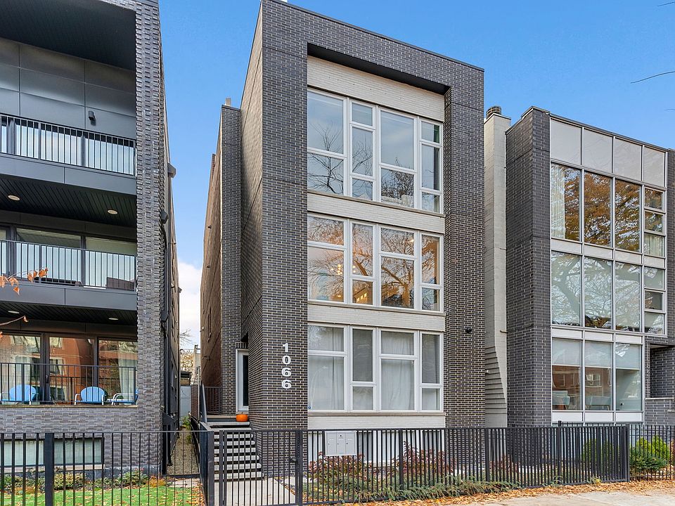1st image of 1066 N Paulina St APT 2