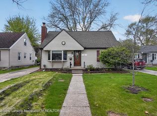 3114 Alden Dr, Lansing, MI 48910