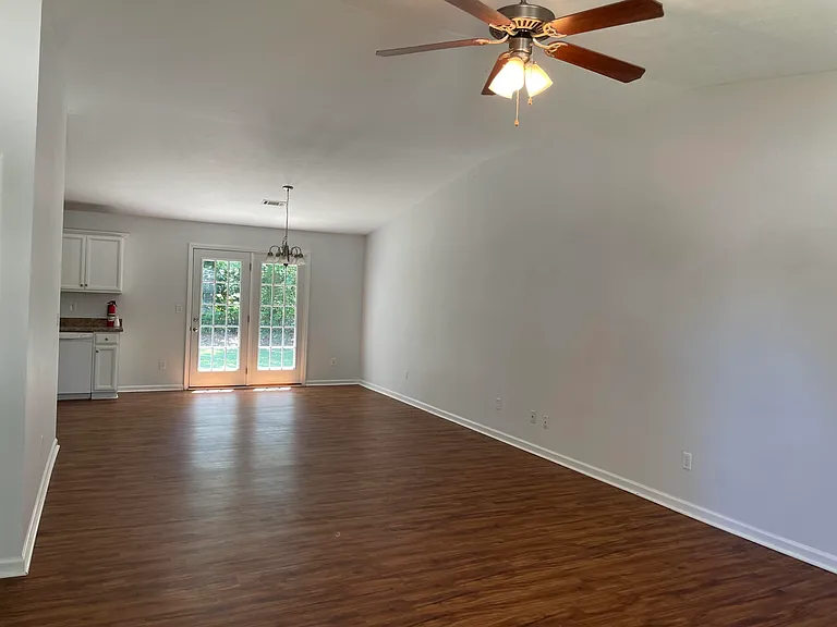 154 Fox Haven Dr — Photo 2