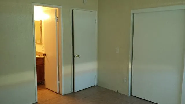 Joy St — Photo 12