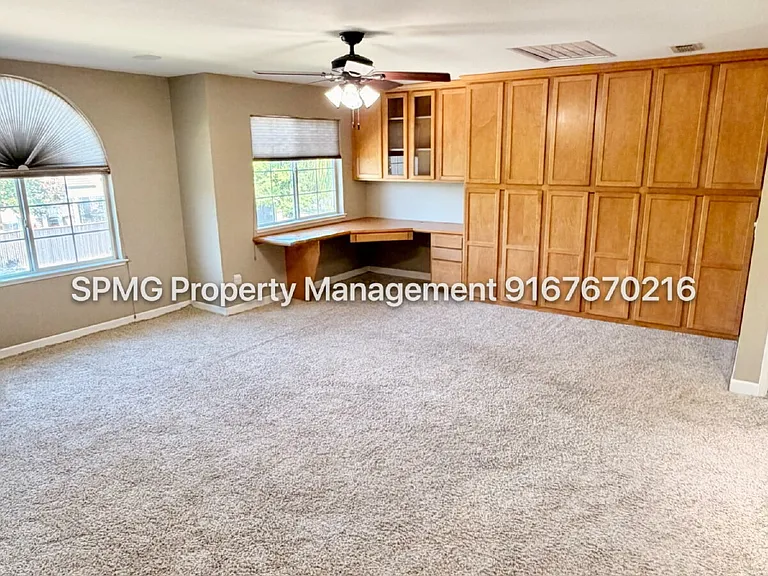 609 Granada Pass Dr — Photo 22
