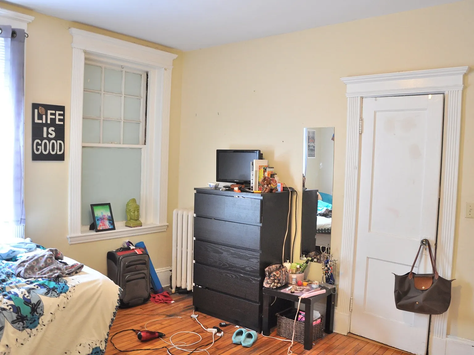 30 Glenville Ave — Photo 3