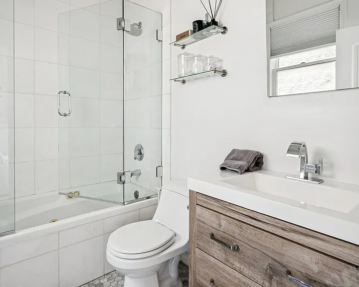 2440 W Cortez St #3 — Photo 14