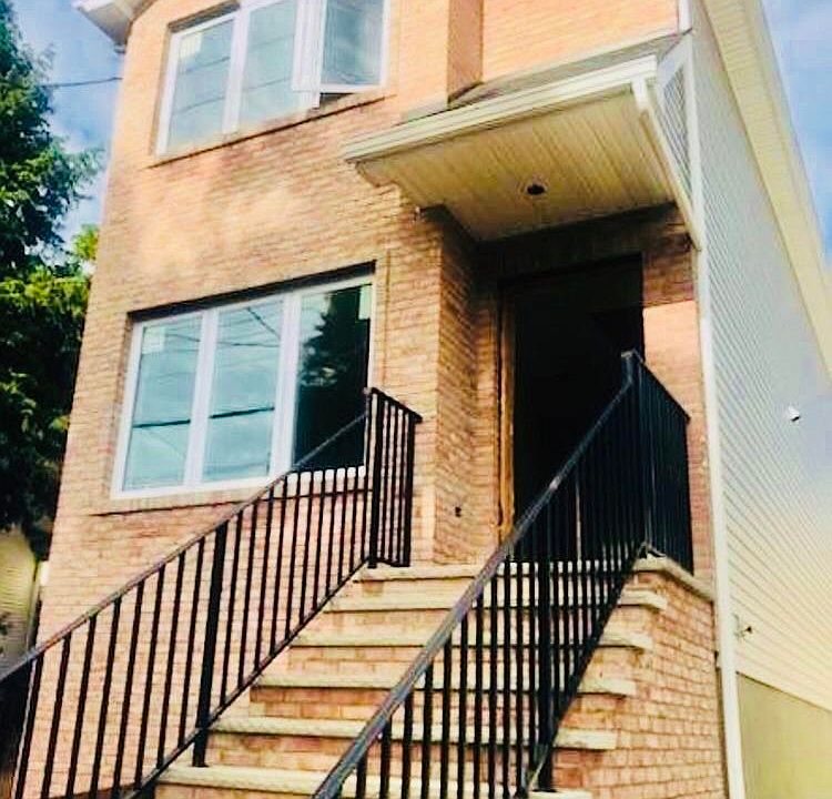 1st image of 126 Bard Ave #1