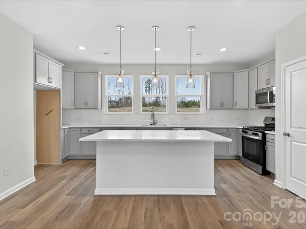 242 Ferebee Pl #Brx0073, Charlotte, NC 28213