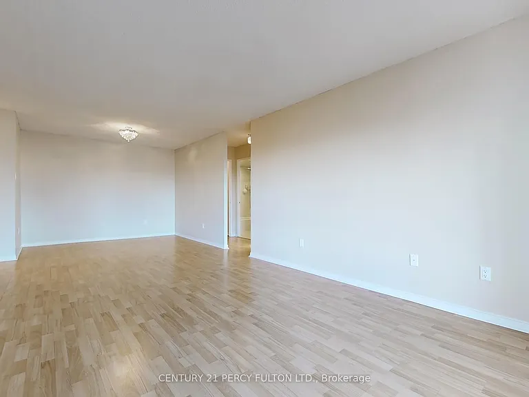 7805 Bayview Ave #625 — Photo 10